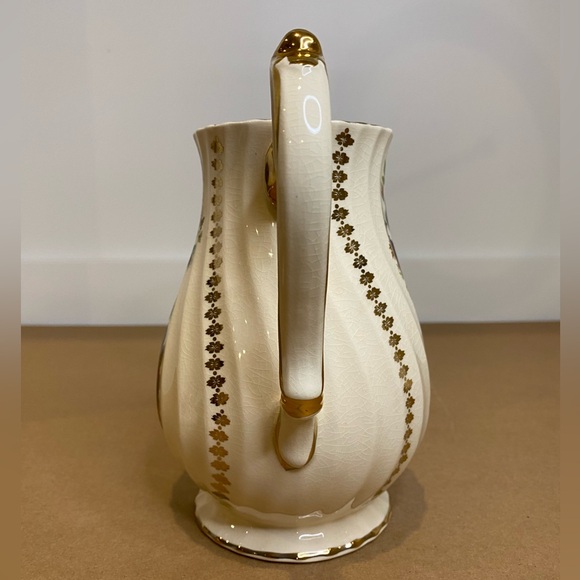 Sadler Bone China Coffee Pot/Teapot Swirl Red White Roses Very Gilded Gold Trim - Picture 9 of 16